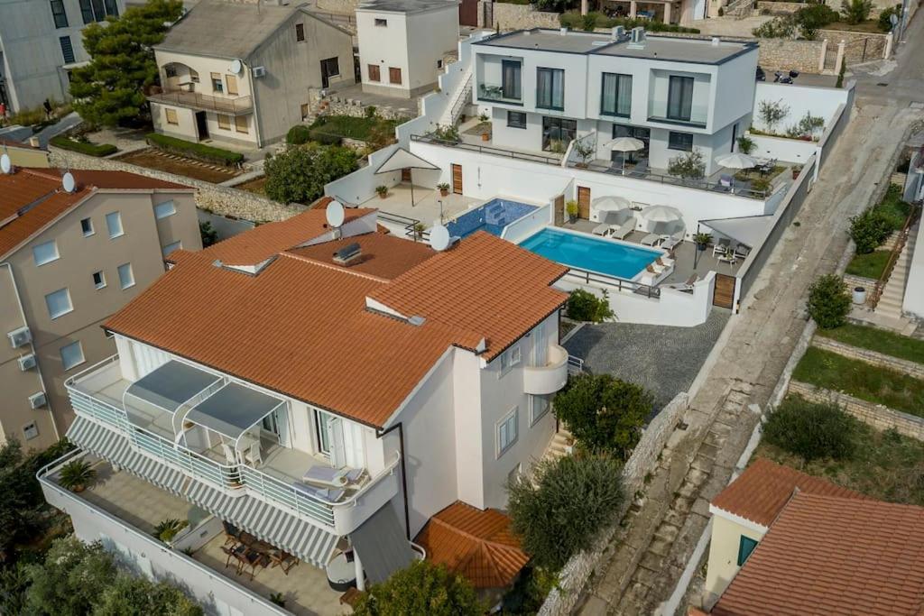 Holiday Home Lolina,Sea On A Palm! Heated Pool Trogir Exteriér fotografie